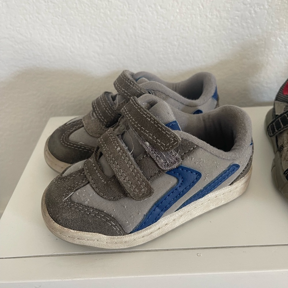 cat&jack toddler shoe 7